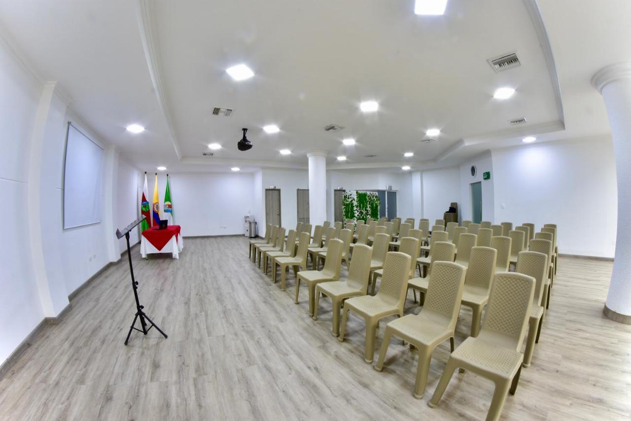 Hotel Florida Синселехо Экстерьер фото